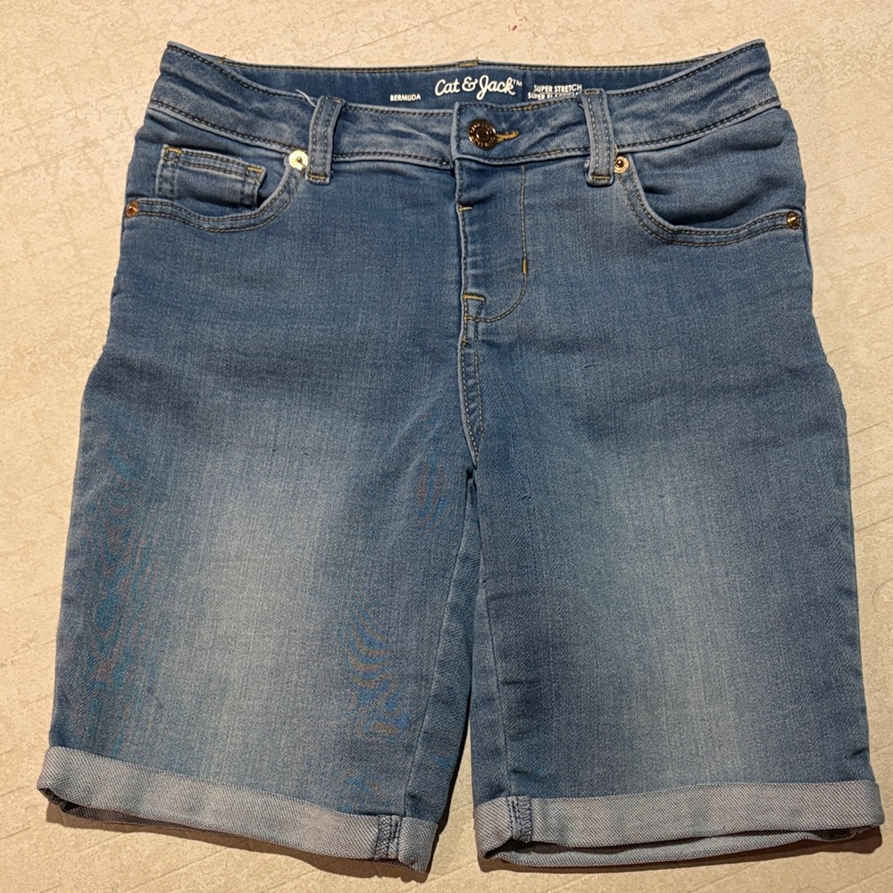 Cat & Jack Bermuda Super Stretch Shorts SZ 10/12